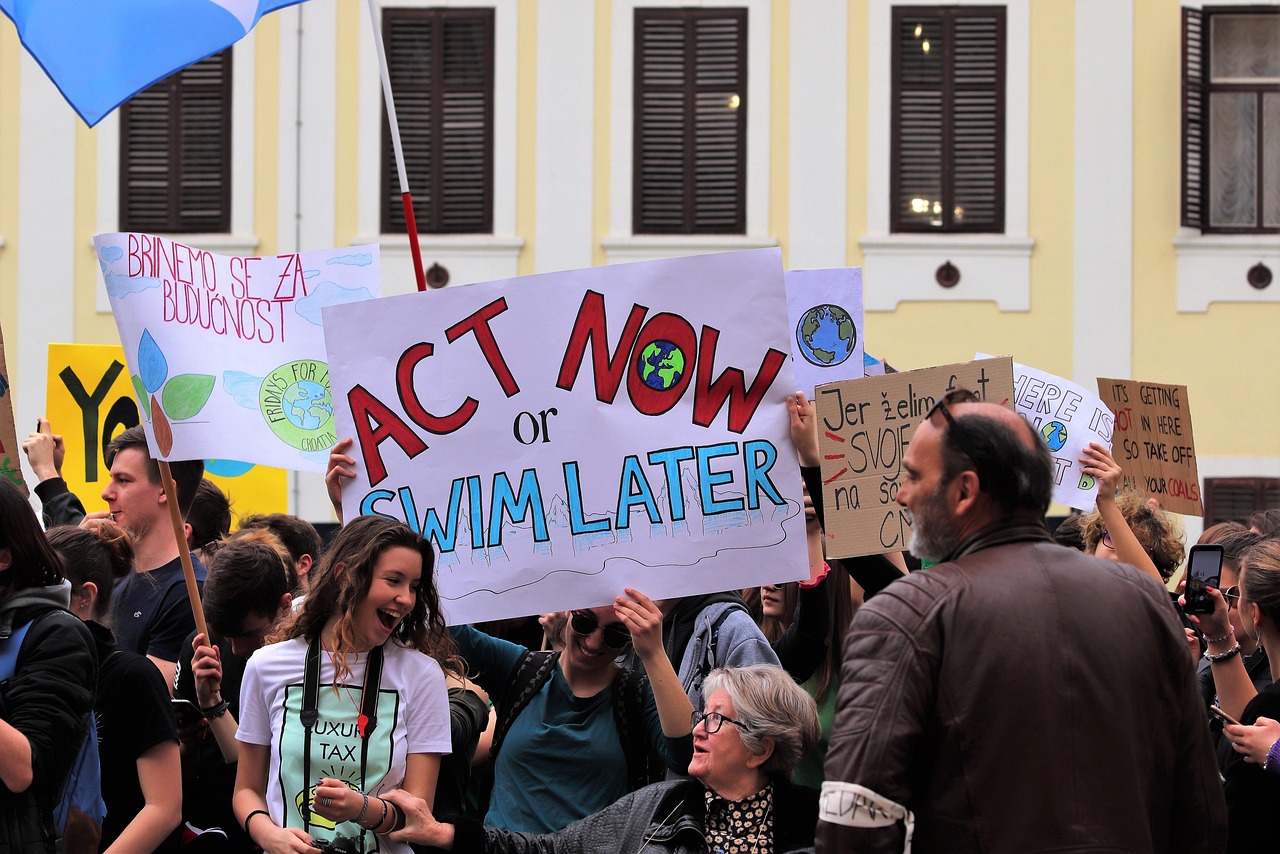 découvrez des initiatives et solutions pour lutter contre le changement climatique et protéger notre planète grâce à l'action climatique.