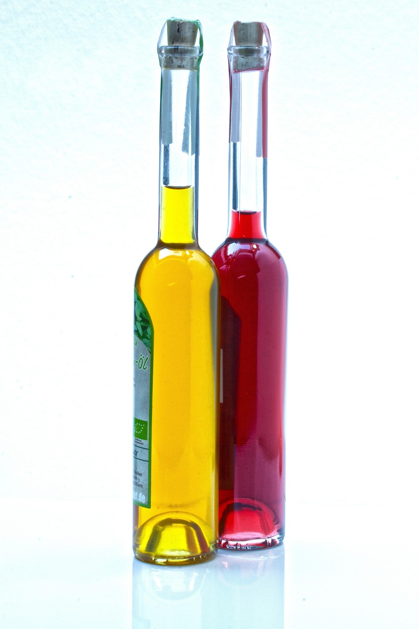 découvrez les bienfaits du bicarbonate de soude et du vinaigre blanc pour le nettoyage naturel, la cuisine et bien plus encore.