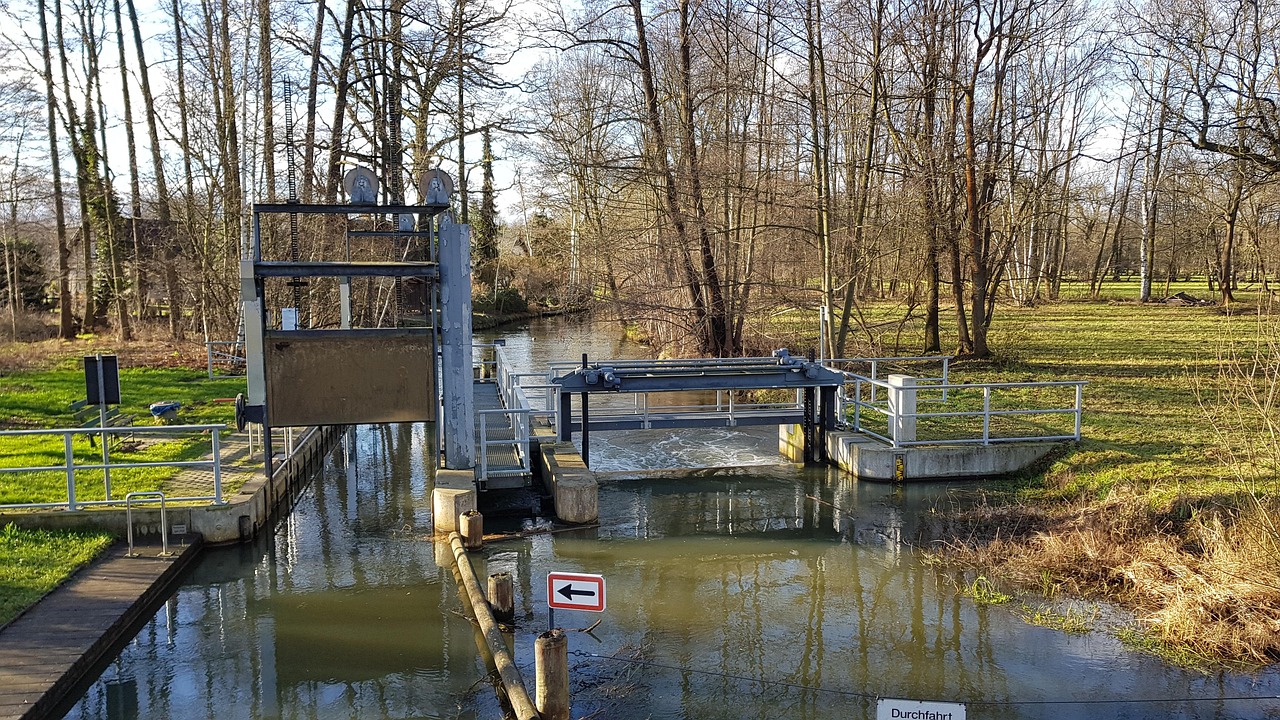 découvrez l'énergie hydroélectrique, une source renouvelable et propre qui utilise la force de l'eau pour produire de l'électricité durable.