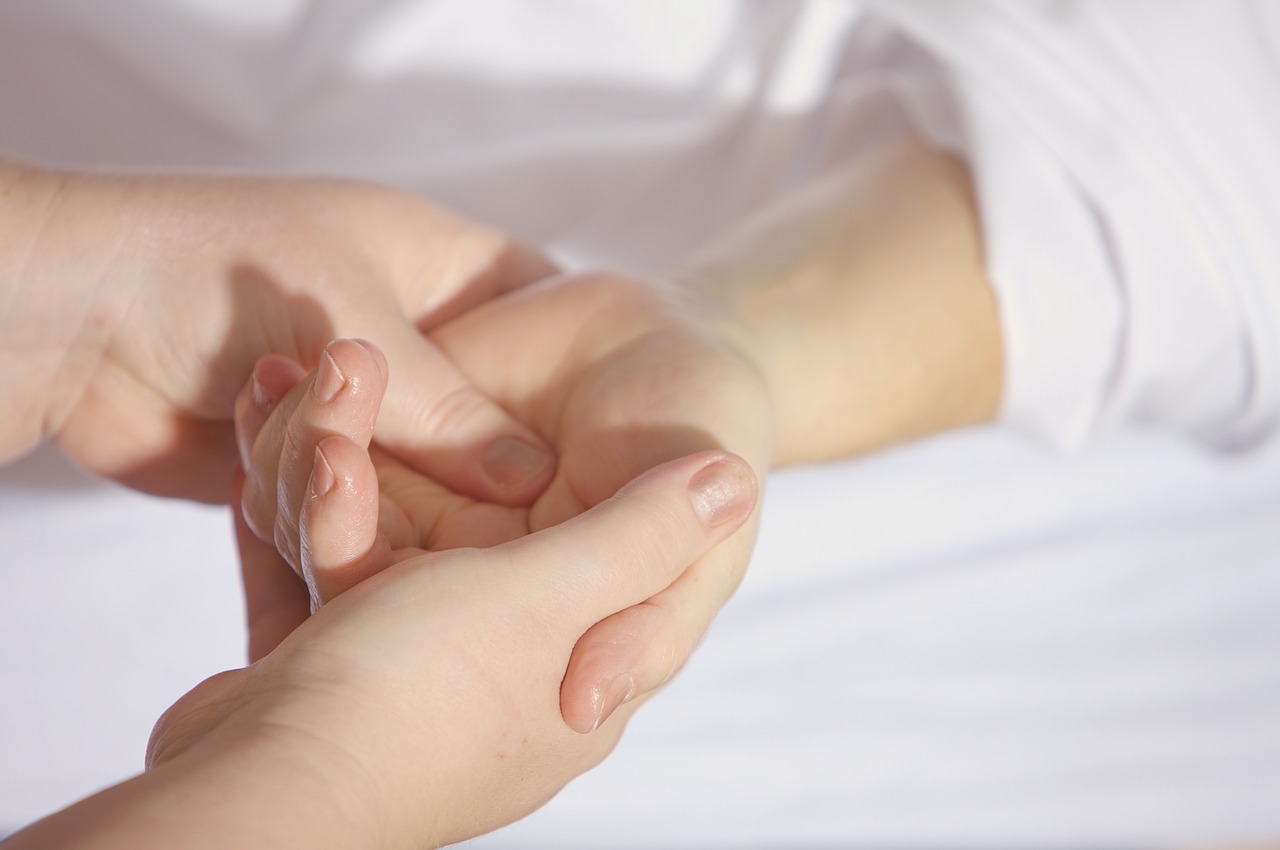 découvrez l'importance de la santé publique, ses enjeux et ses défis. informez-vous sur les stratégies et actions mises en place pour améliorer le bien-être de la population, prévenir les maladies et promouvoir des modes de vie sains.