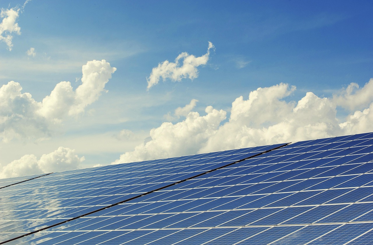 Les synergies entre énergies renouvelables et technologies numériques