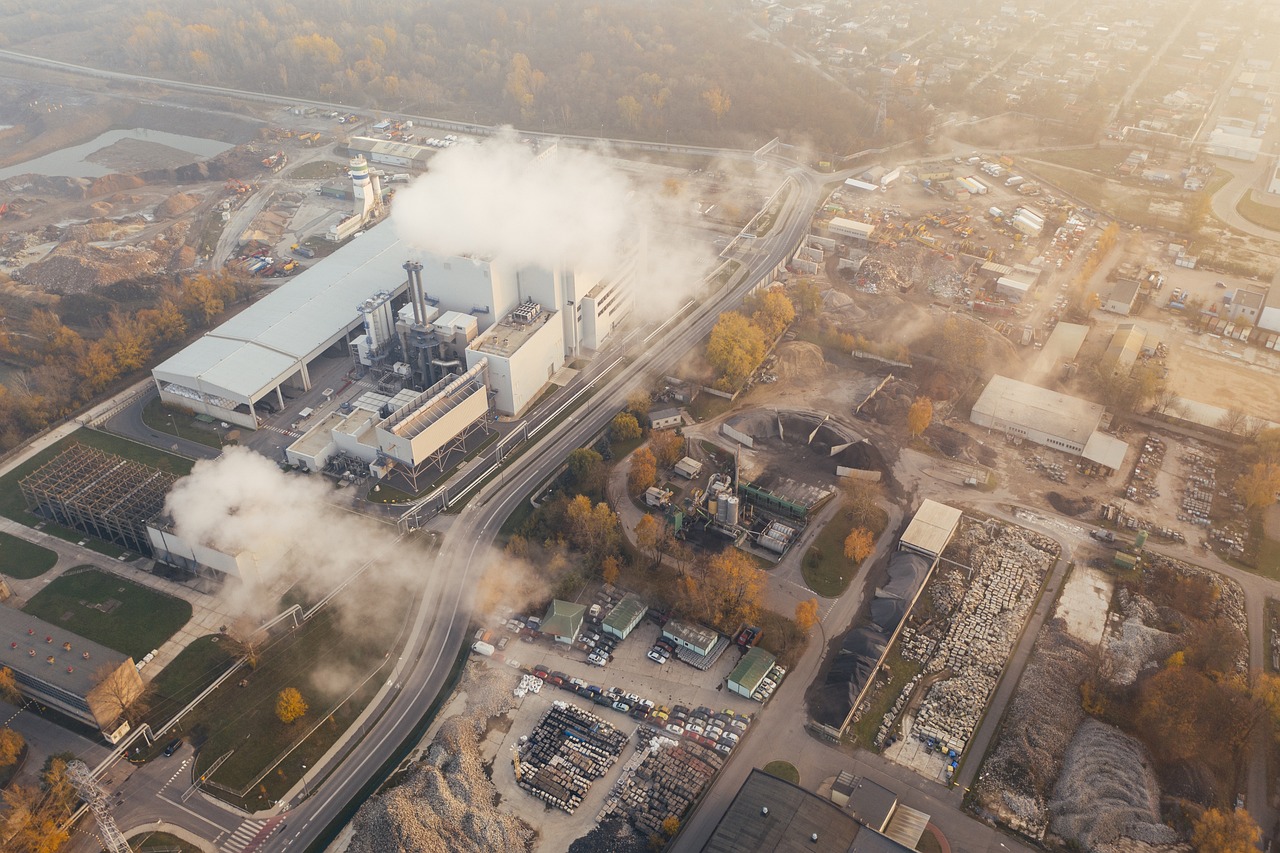 découvrez les causes et les conséquences de la pollution sur notre environnement et notre santé. apprenez comment réduire votre empreinte écologique et participer à la lutte contre ce fléau.