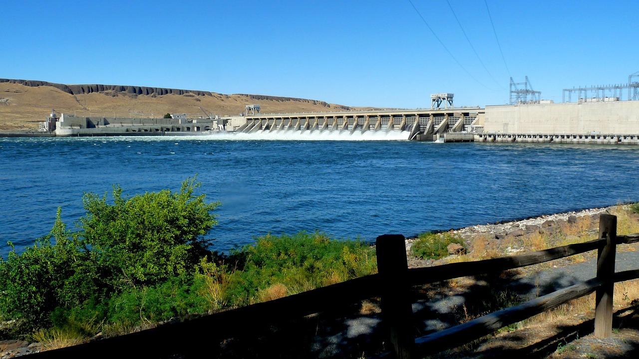 découvrez les barrages hydroélectriques, une source d'énergie renouvelable essentielle. explorez leur fonctionnement, leur impact écologique et leur rôle dans la transition énergétique.