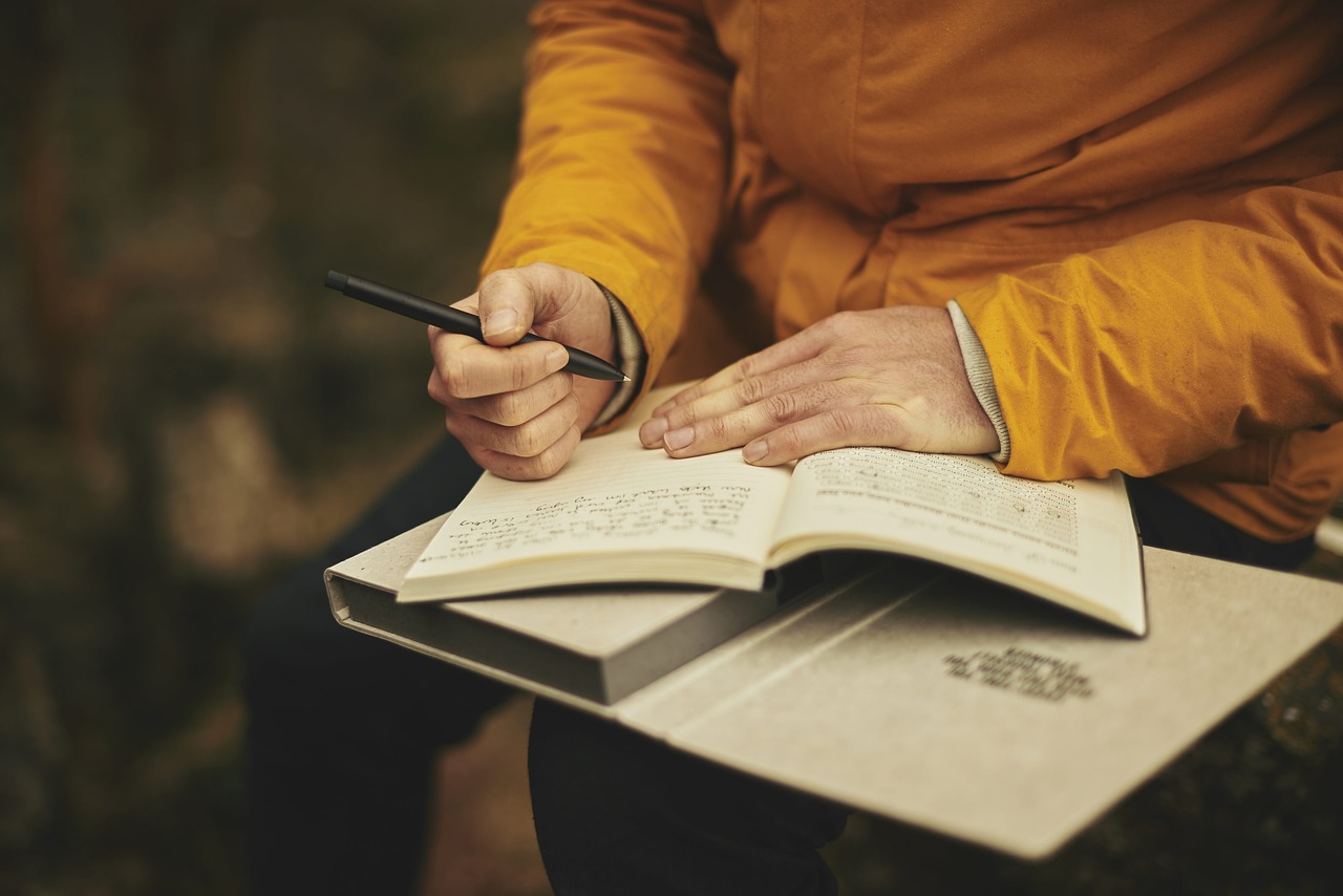 découvrez l'éducation des adultes : un parcours d'apprentissage continu qui favorise le développement personnel et professionnel tout au long de la vie. améliorez vos compétences, explorez de nouveaux domaines et ouvrez-vous à des opportunités grâce à des programmes adaptés aux besoins des apprenants adultes.