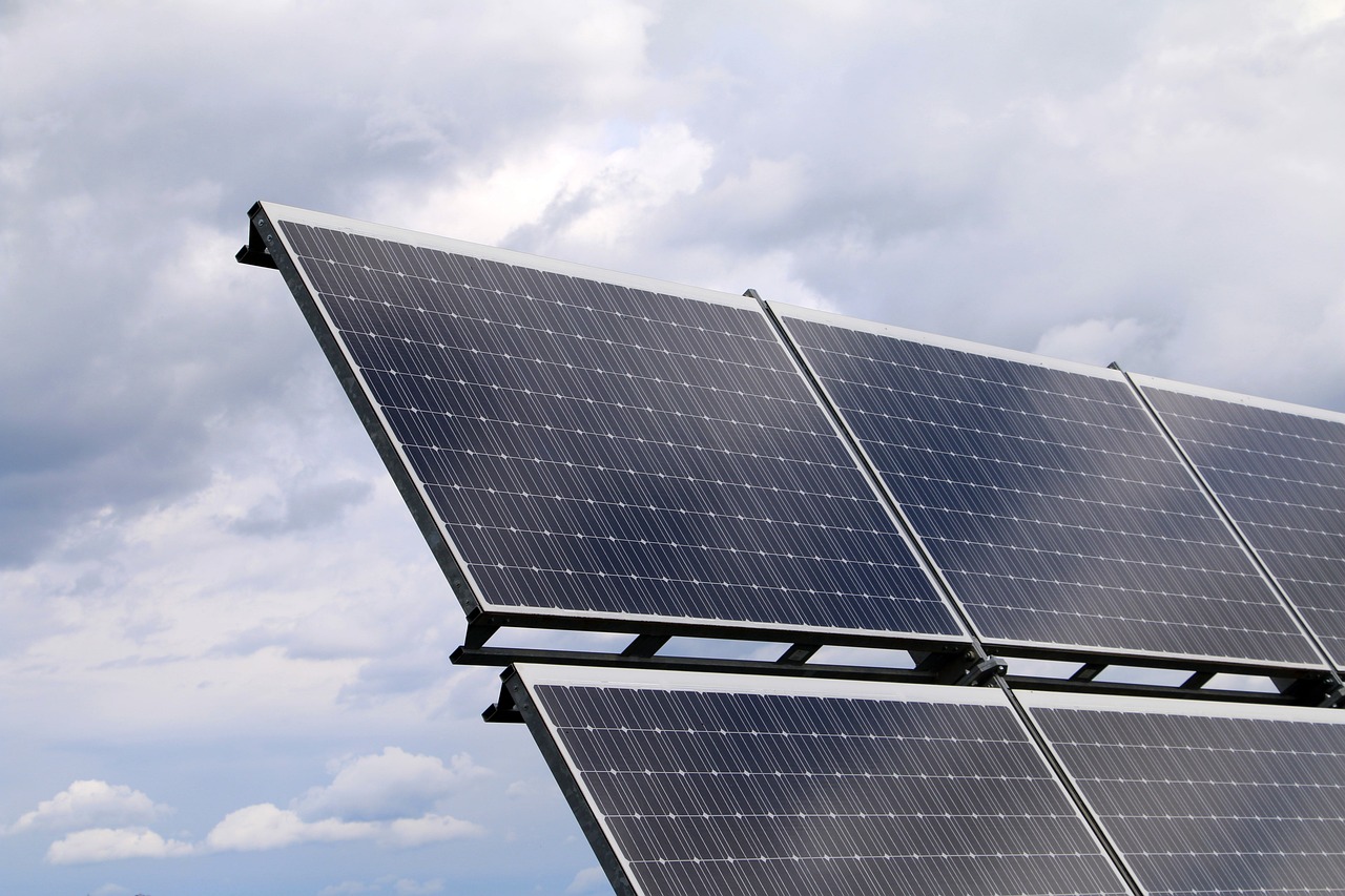 découvrez les sources d'énergie alternatives qui révolutionnent notre façon de produire et de consommer l'énergie. explorez les avantages des énergies renouvelables comme l'éolien, le solaire et l'hydraulique pour un avenir durable et respectueux de l'environnement.