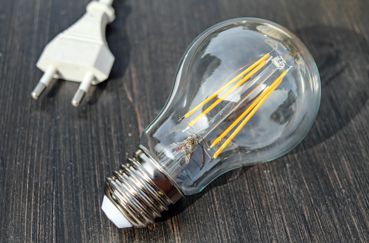 découvrez comment améliorer l'efficacité énergétique de votre maison ou entreprise grâce à des astuces pratiques et des technologies innovantes. optimisez votre consommation d'énergie tout en réduisant vos factures et en préservant l'environnement.