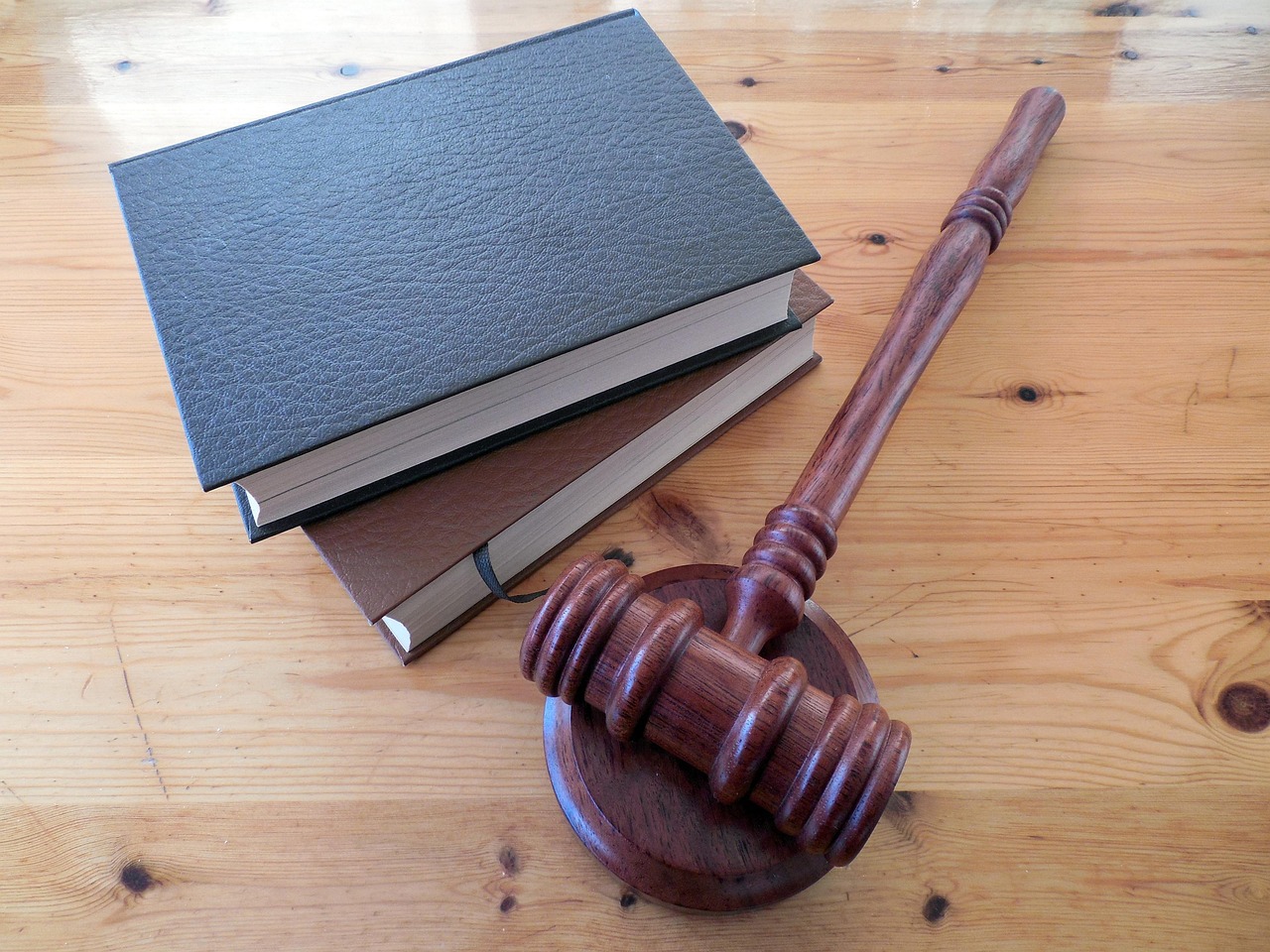 découvrez tout sur le droit de l’environnement : principes, régulations, enjeux et textes législatifs pour protéger la nature et lutter contre la pollution.